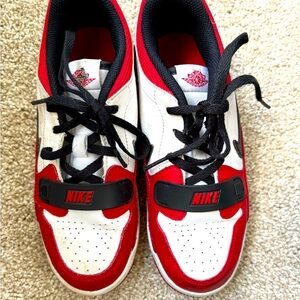 Boy’s Jordan’s size 2y white, red and black